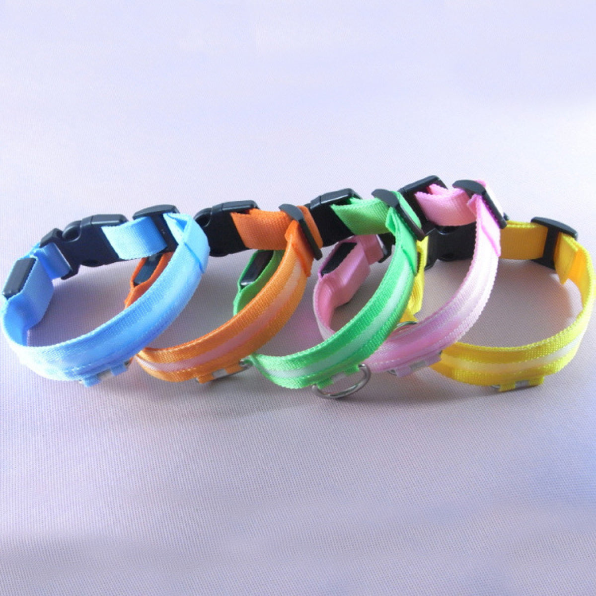 Collar LED - foto adicional 3